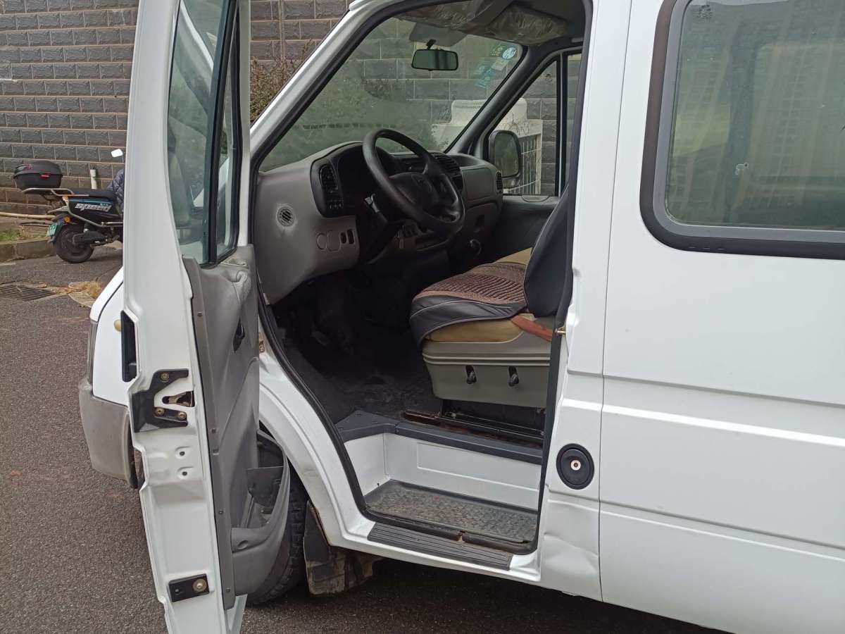 Ford Transit Classic 2015 car image #5