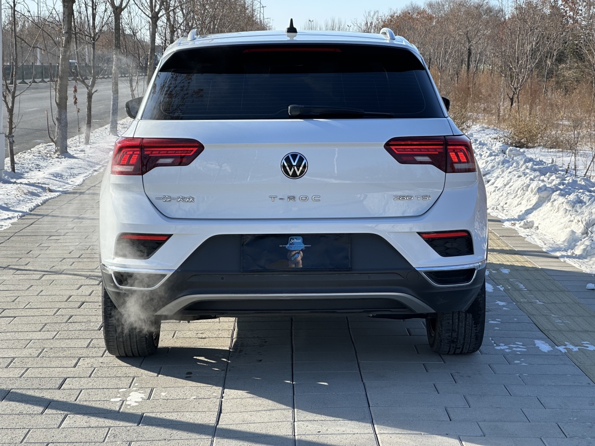 Volkswagen T-Roc 2021 car image #5