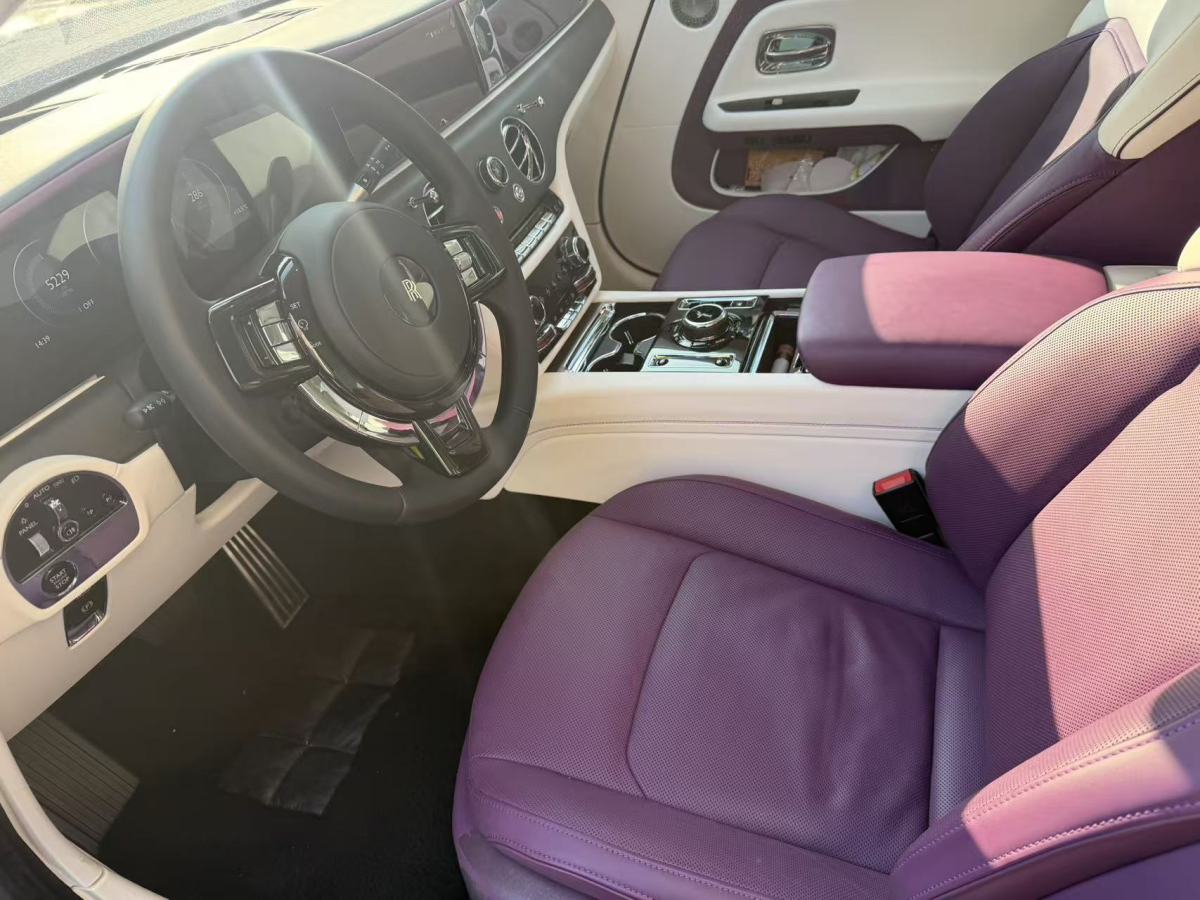 劳斯莱斯 闪灵 2024 汽车图片 #5