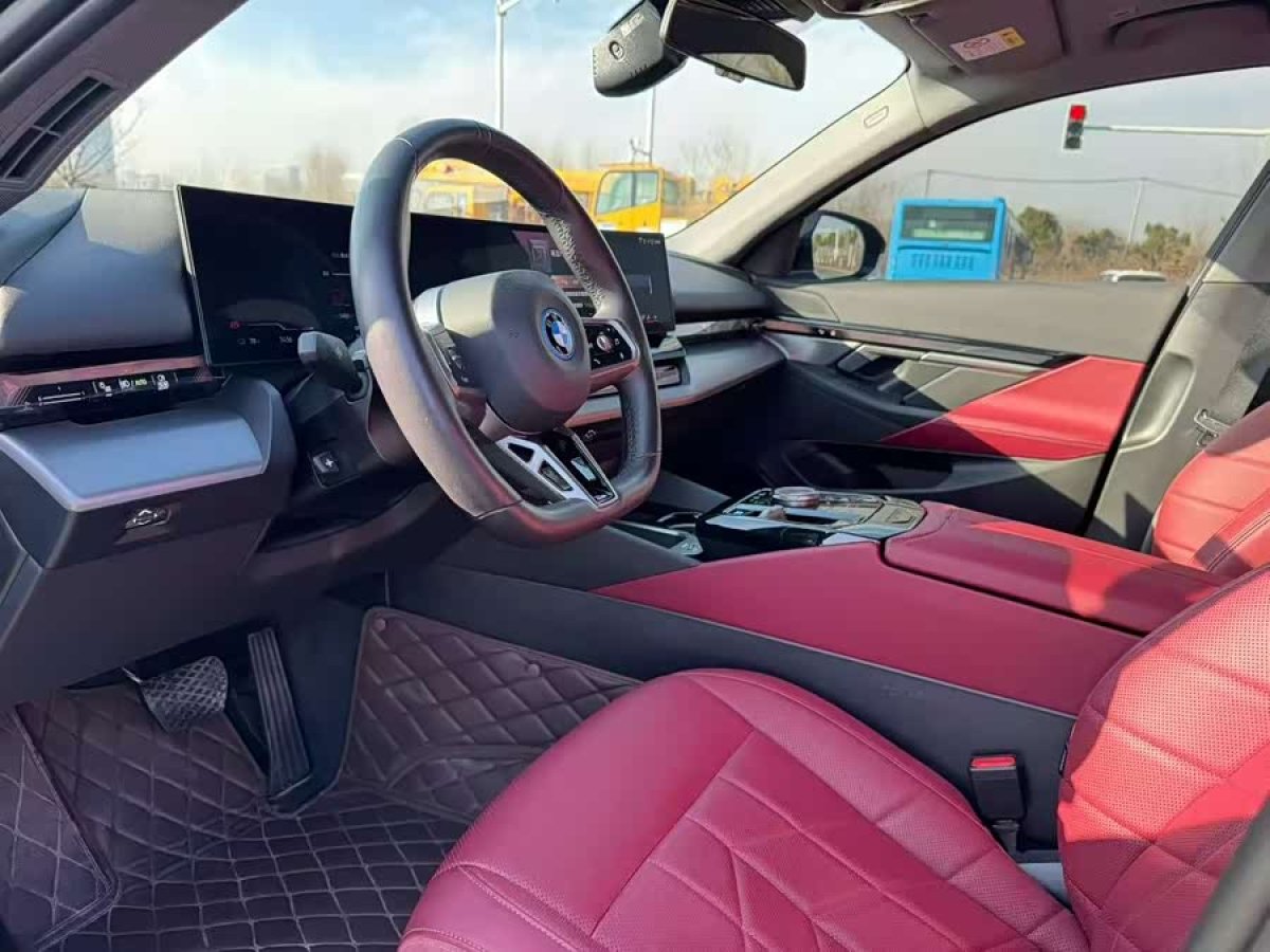 BMW i5 2024 car image #5