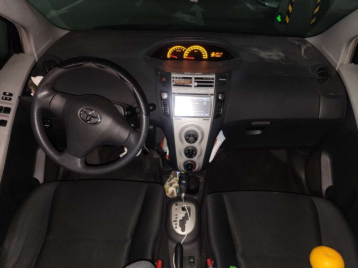 Toyota Yaris 2009 imagem de carro #5