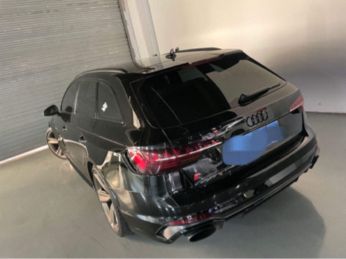 Audi RS 4 2023 image de voiture #5