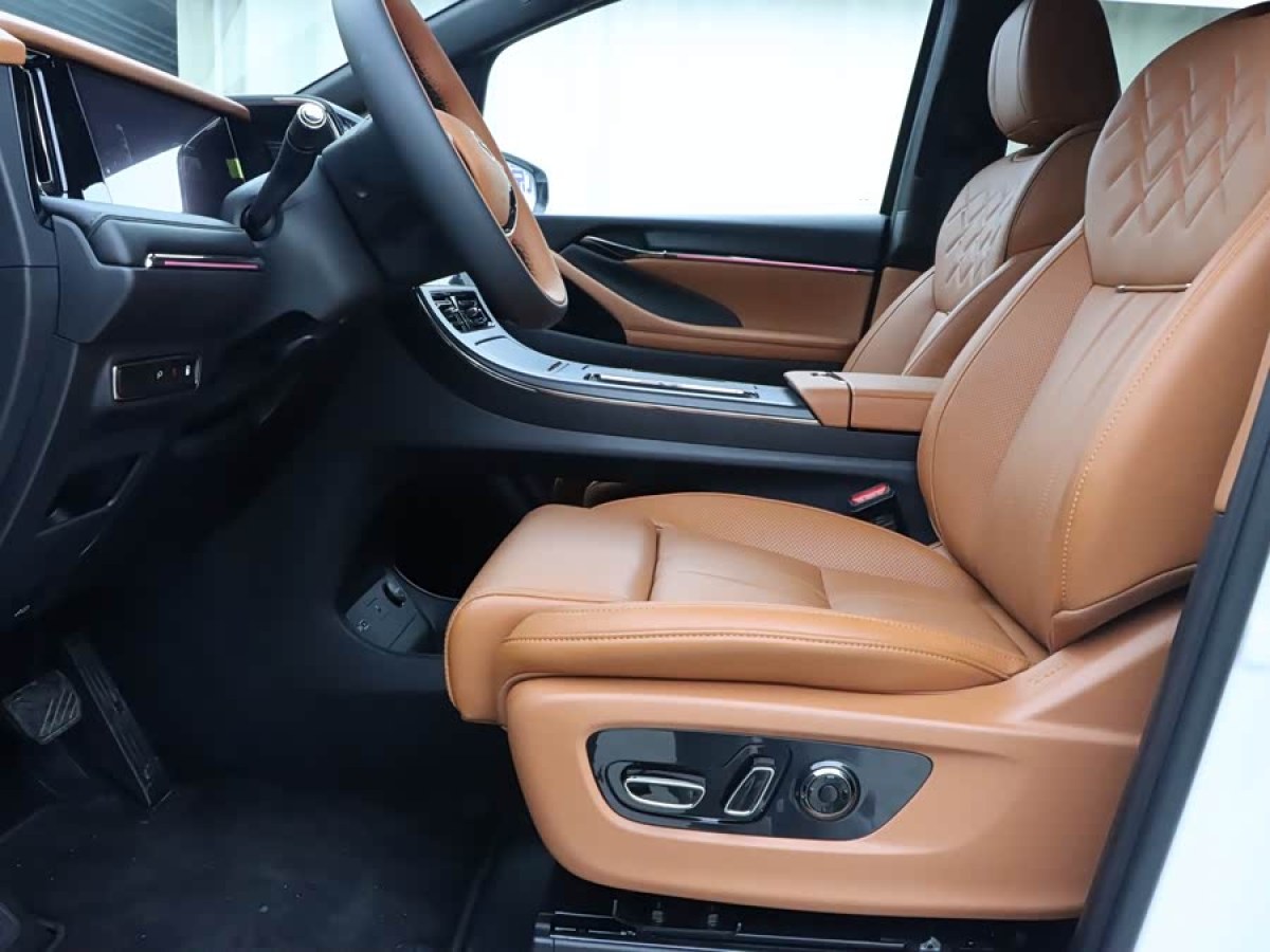 GAC Trumpchi Xiangwang S7 2025 car image #5