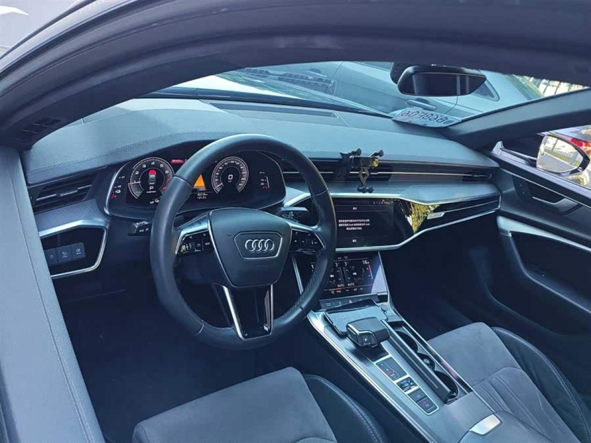 Audi 2022 car image #5