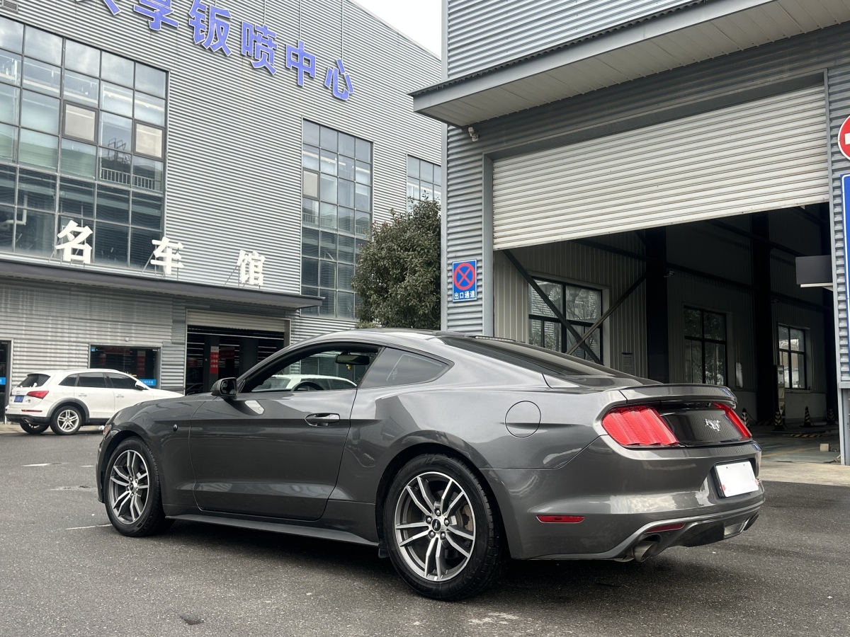 Ford Mustang 2018 immagine di auto #5