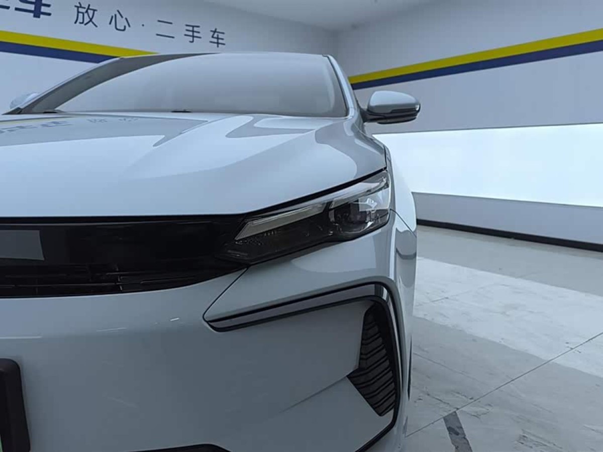GEELY 2024 #5 GEELY 2024 car image #5