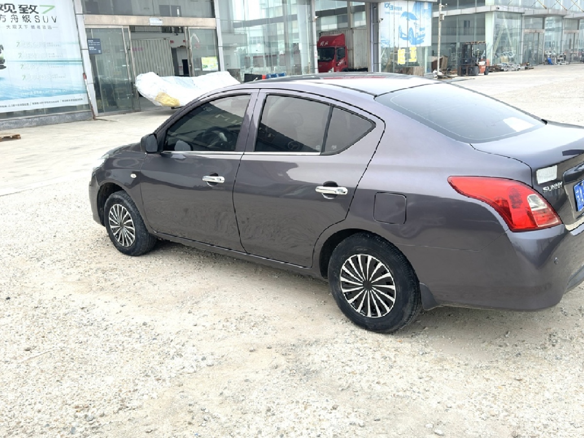 Nissan Sunny 2014 car image #5
