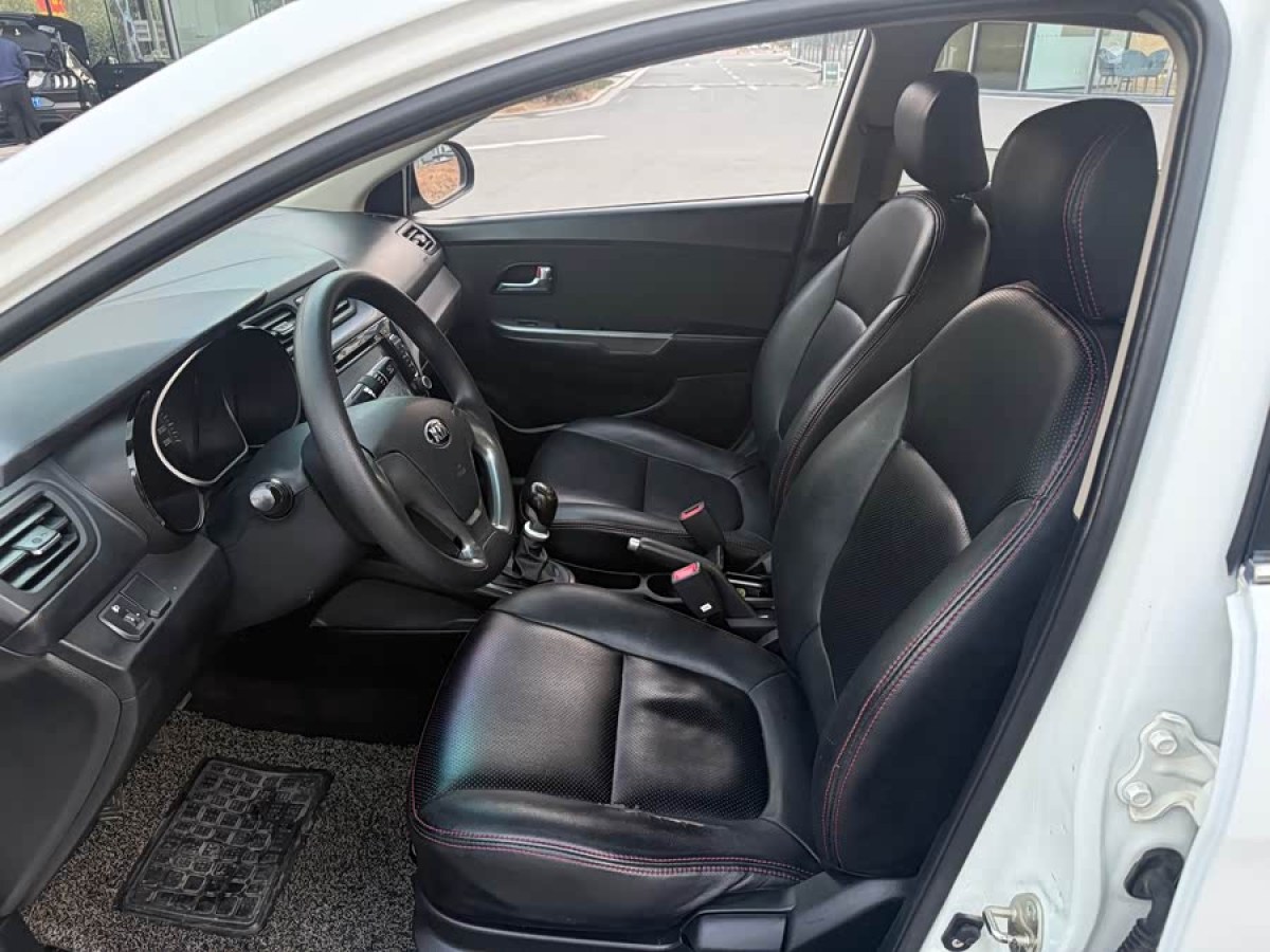 起亚 起亚K2 2015 汽车图片 #5