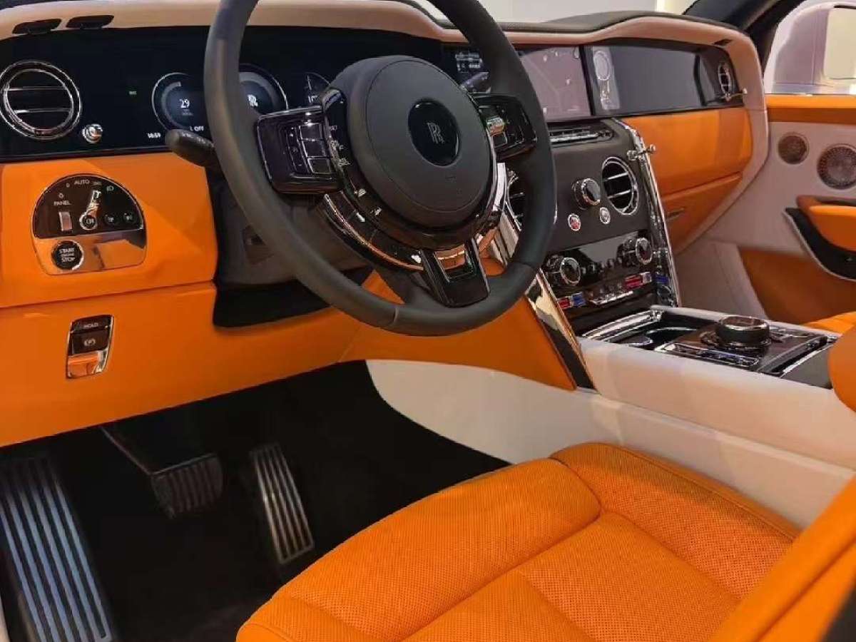 Rolls-Royce Cullinan #5 Rolls-Royce Cullinan car image #5