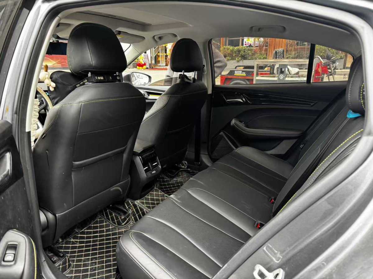 荣威 荣威i5 2022 汽车图片 #5