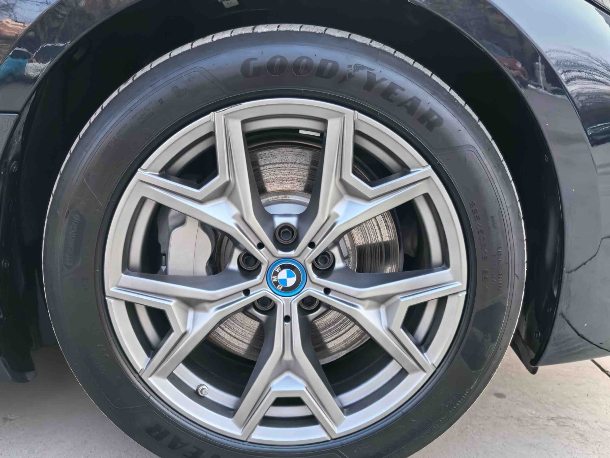 BMW i3 2023 car image #5