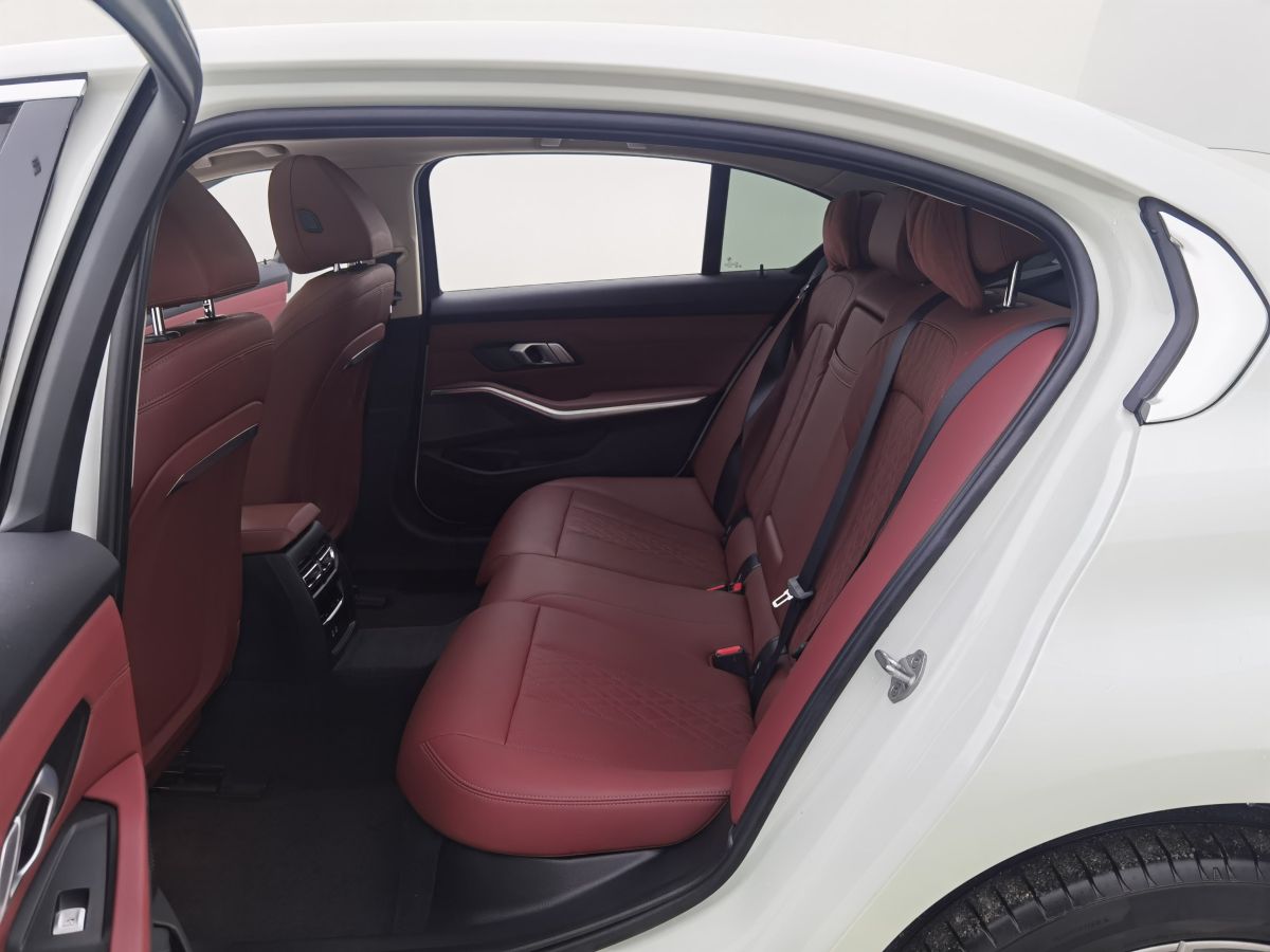 BMW i3 2023 car image #5