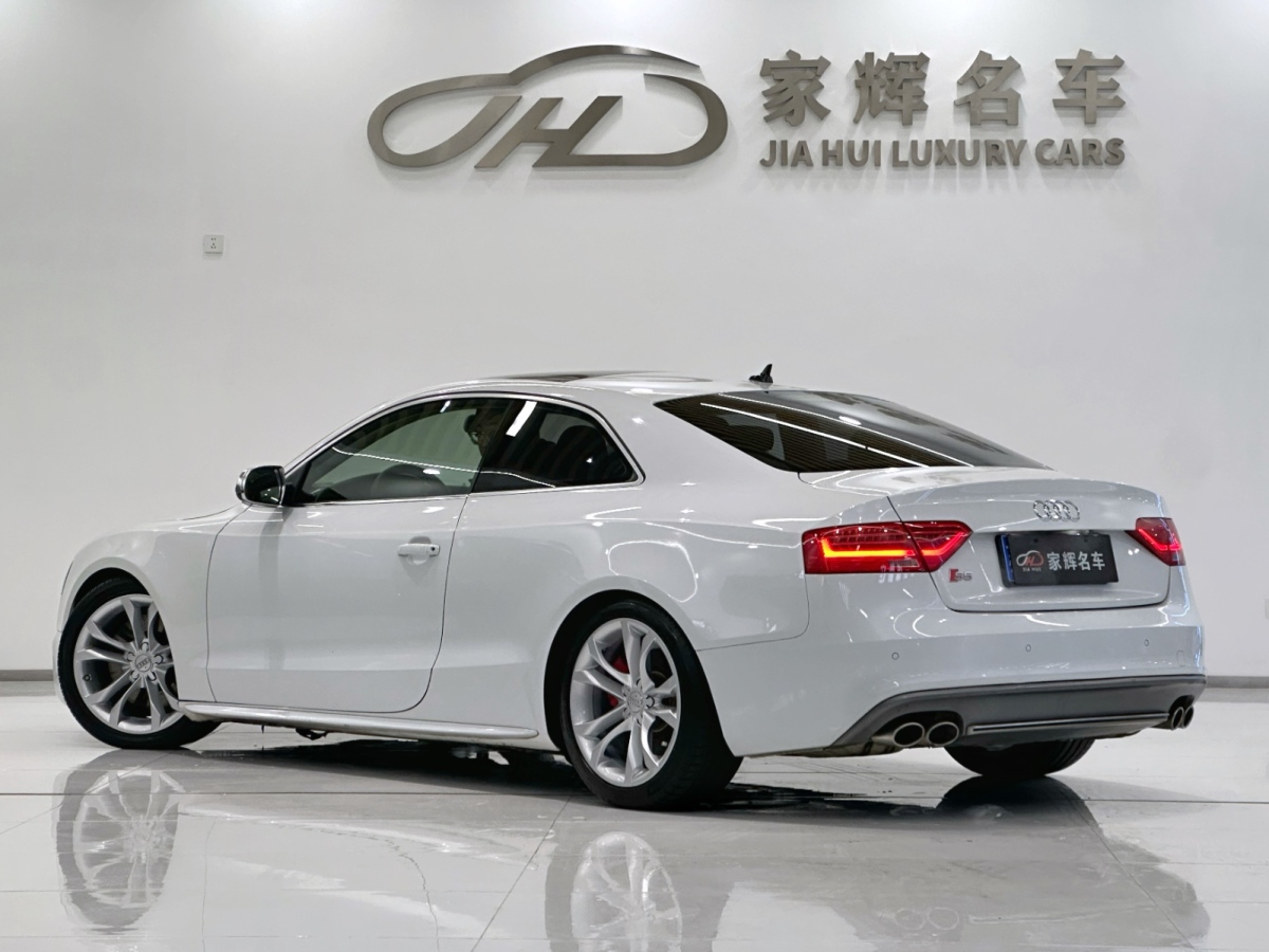 Audi S5 2015 car image #5