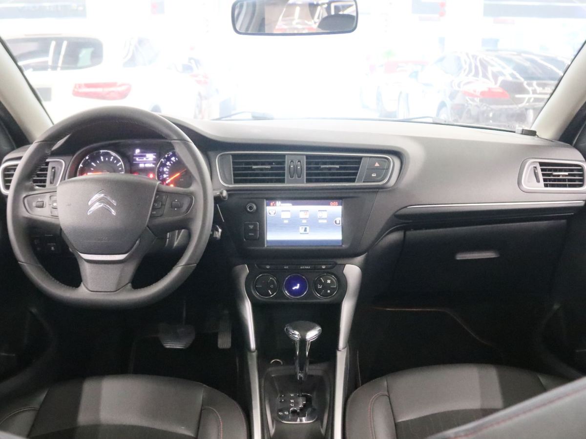 Citroen 2015 car image #5