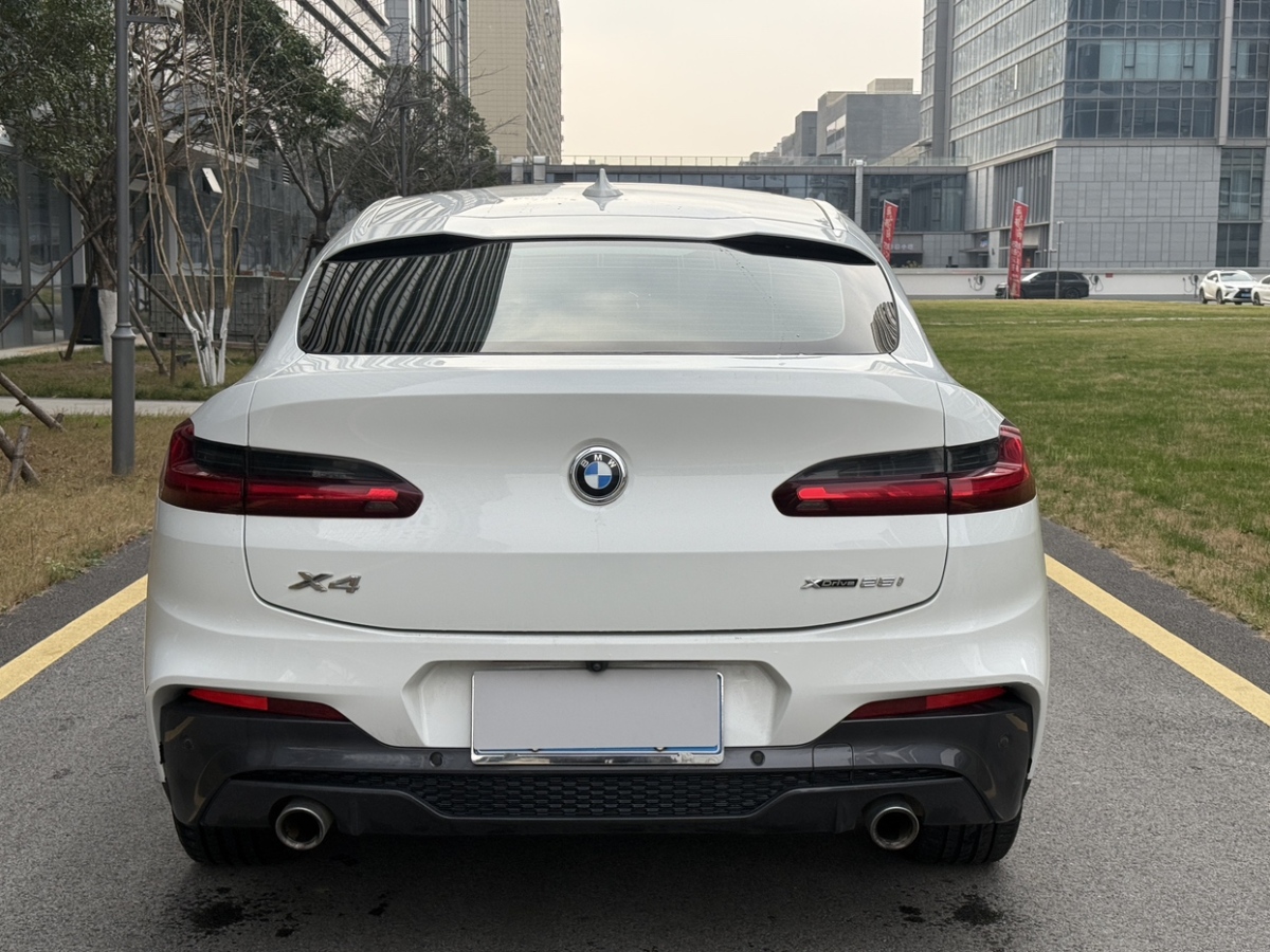 BMW X4 2019 صورة سيارة #5