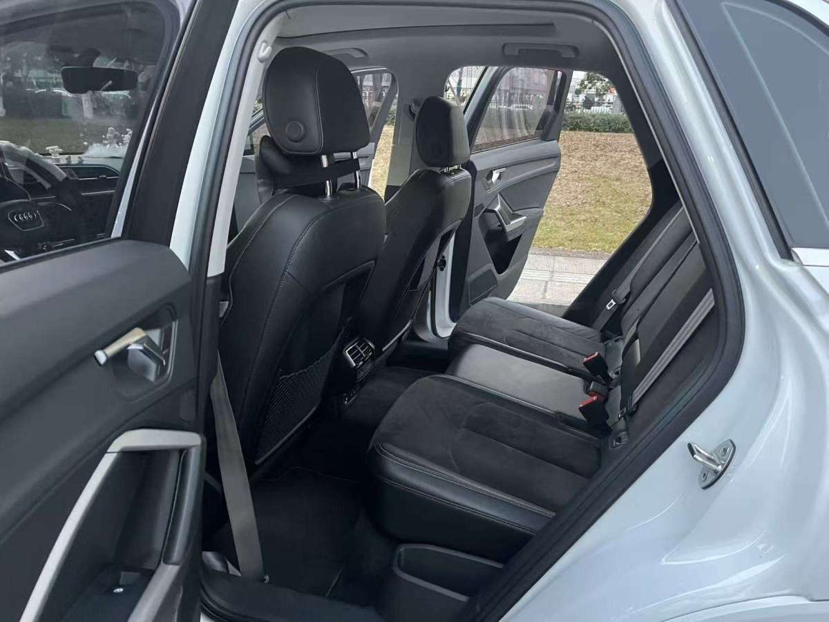 Audi 2019 #5 Audi 2019 car image #5