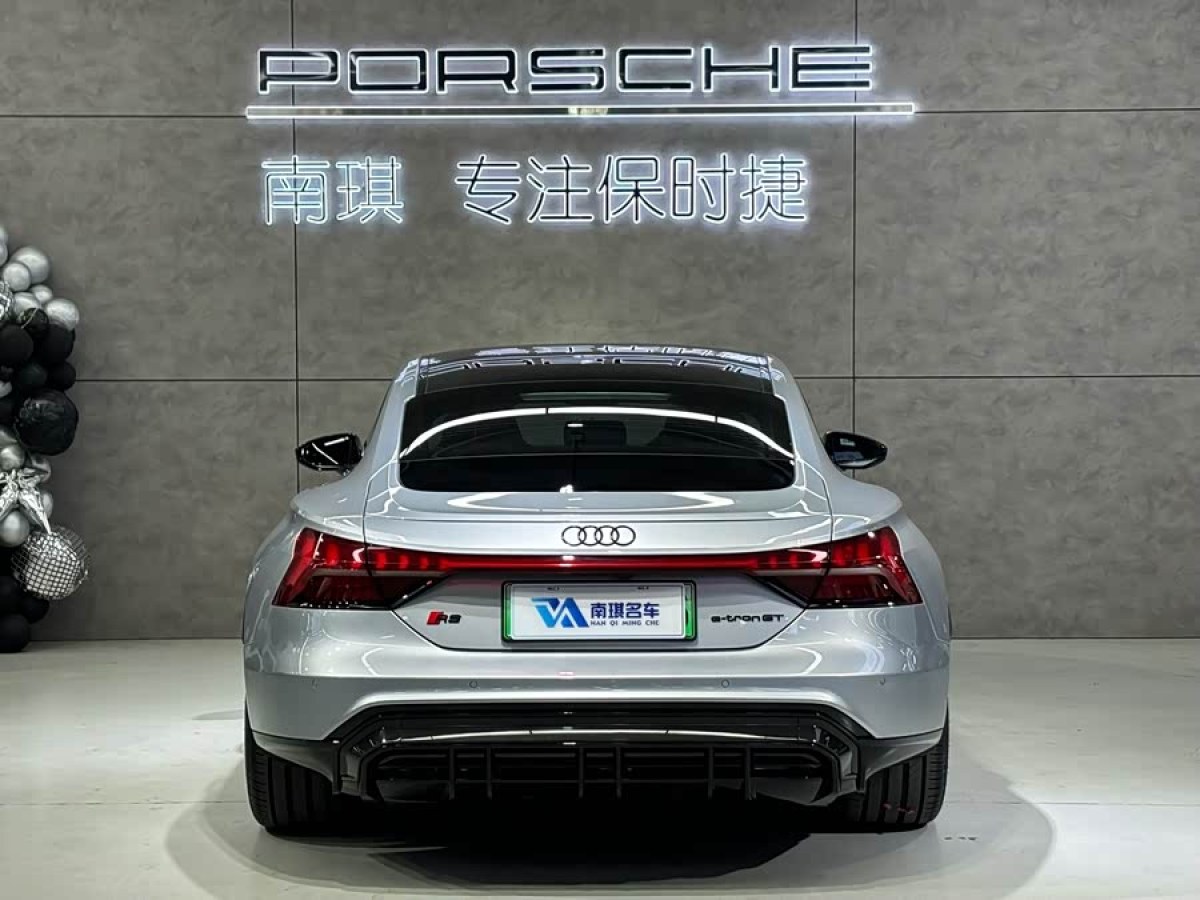 Audi RS e-tron GT 2023 car image #5