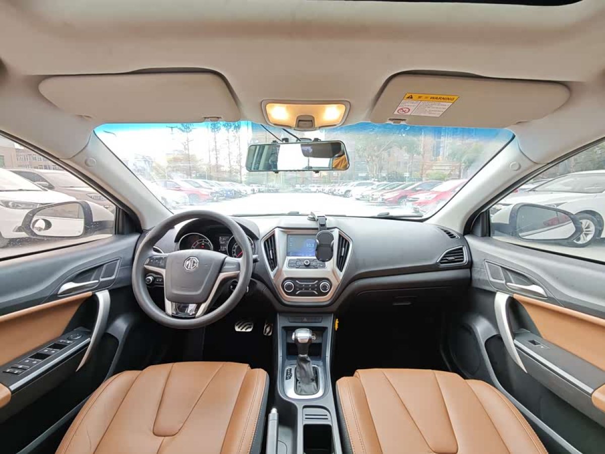 MG GT 2016 car image #5