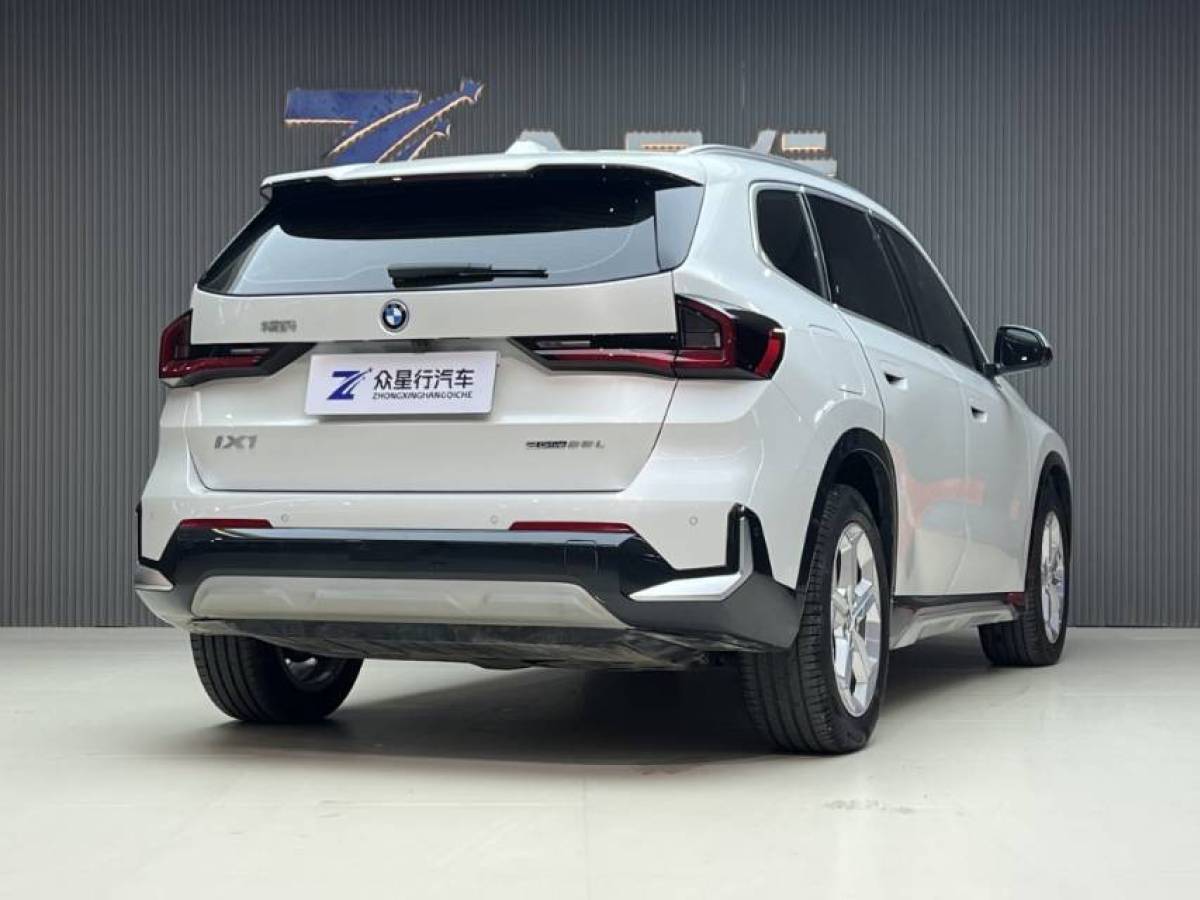 BMW iX1 2024 #5 BMW iX1 2024 immagine di auto #5