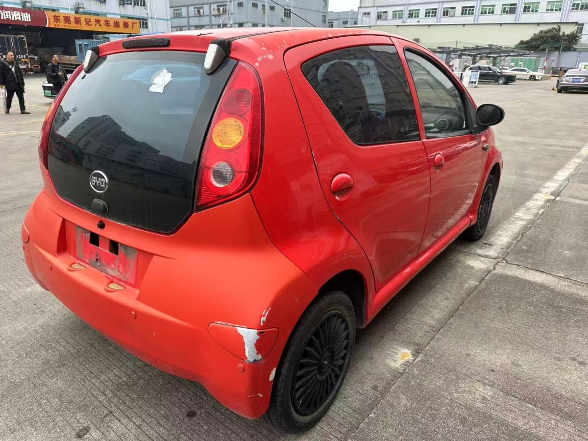BYD 2011 immagine di auto #5
