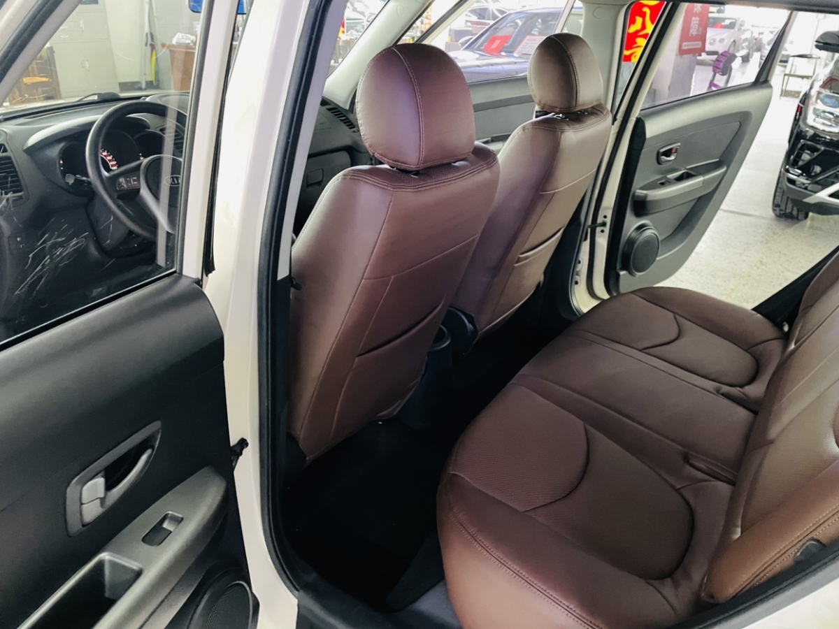 起亚 秀尔 2016 汽车图片 #5