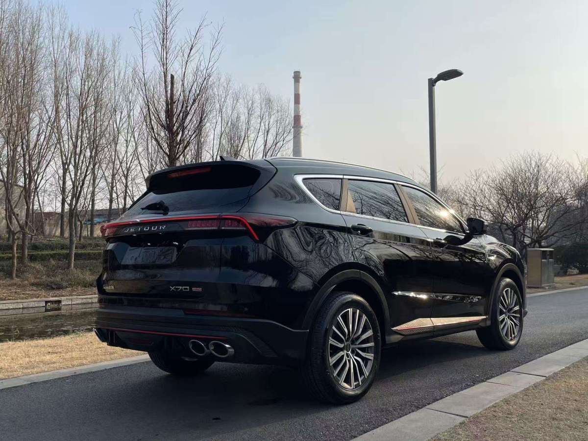 Jetour X70 PLUS 2023 car image #5