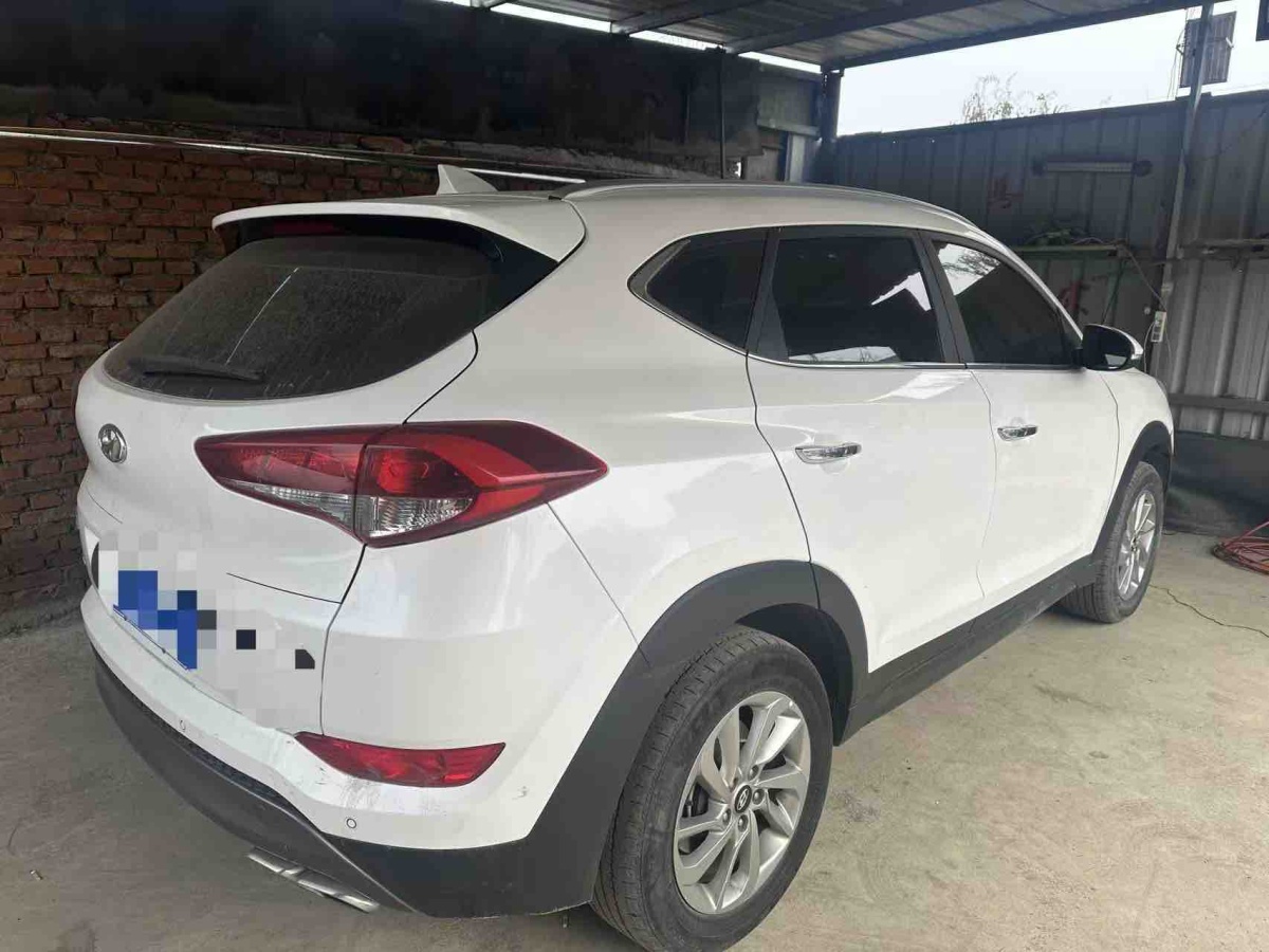 Hyundai Tucson 2016 car image #5