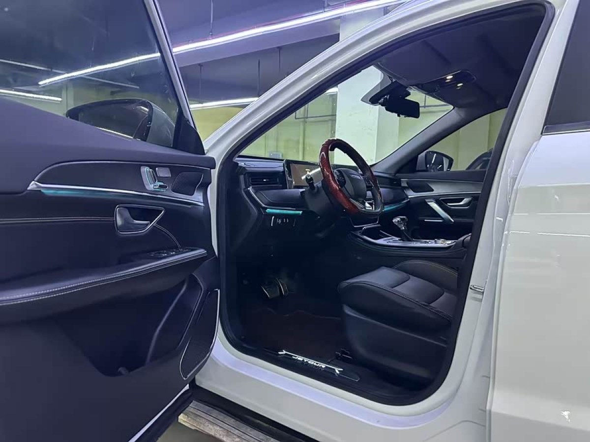 Jetour X70 PLUS 2020 #5 Jetour X70 PLUS 2020 car image #5