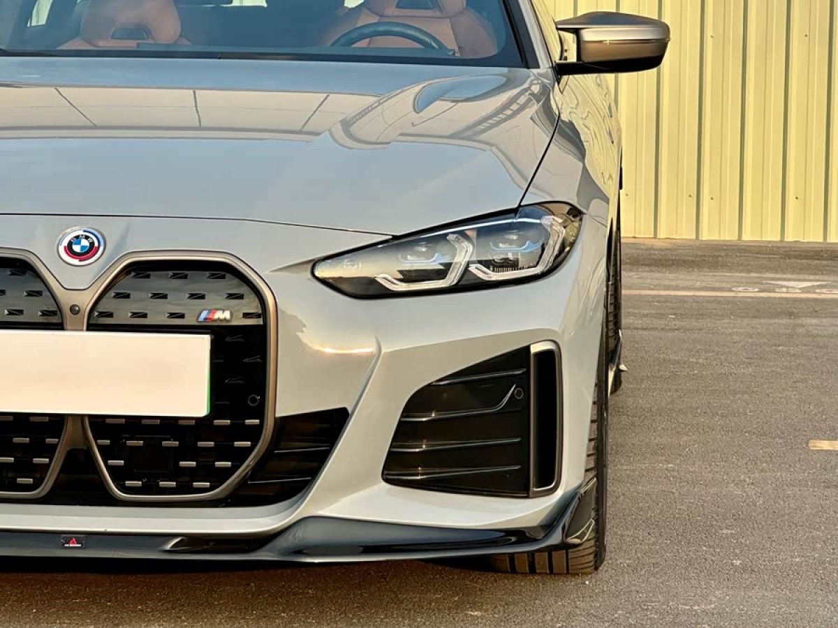 BMW i4 M50 2023 car image #5