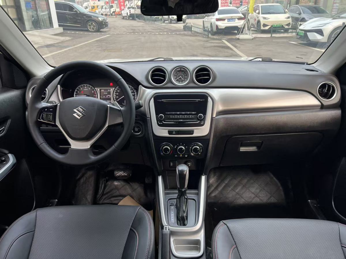 Suzuki Vitara 2016 image de voiture #5