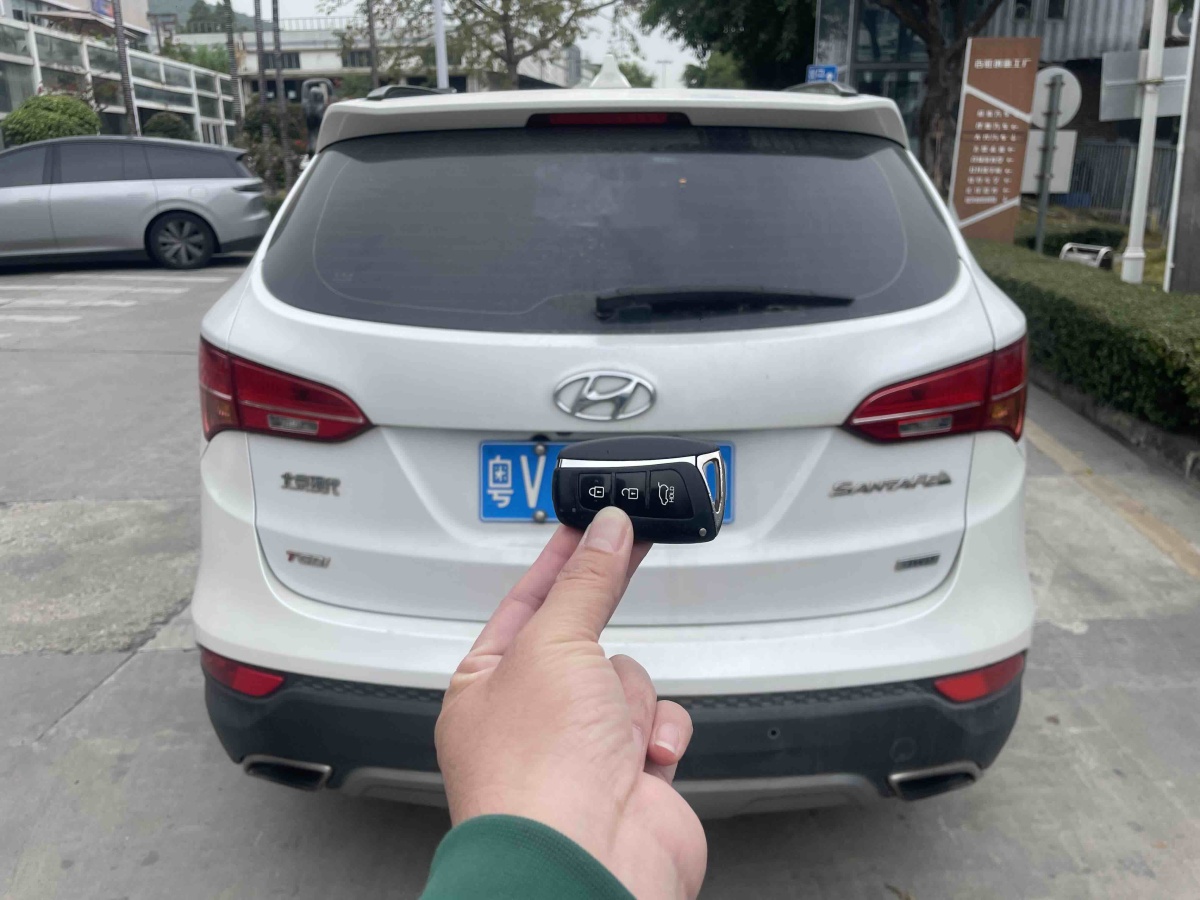 Hyundai Santa Fe 2016 #5 Hyundai Santa Fe 2016 car image #5