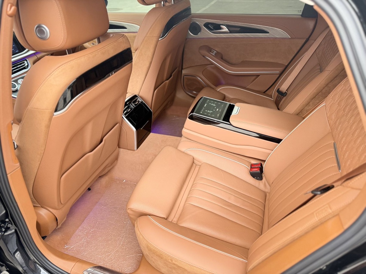 HongQi 2023 #5 HongQi 2023 car image #5