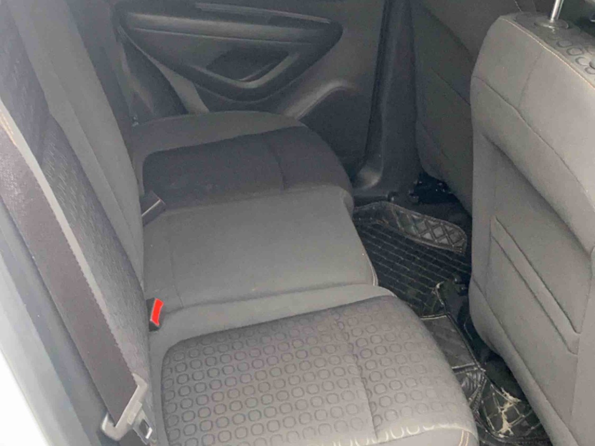 Chevrolet Tracker 2017 #5 Chevrolet Tracker 2017 car image #5