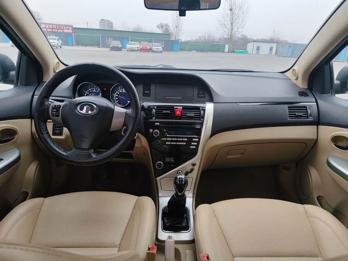 Great Wall C30 2014 car image #5