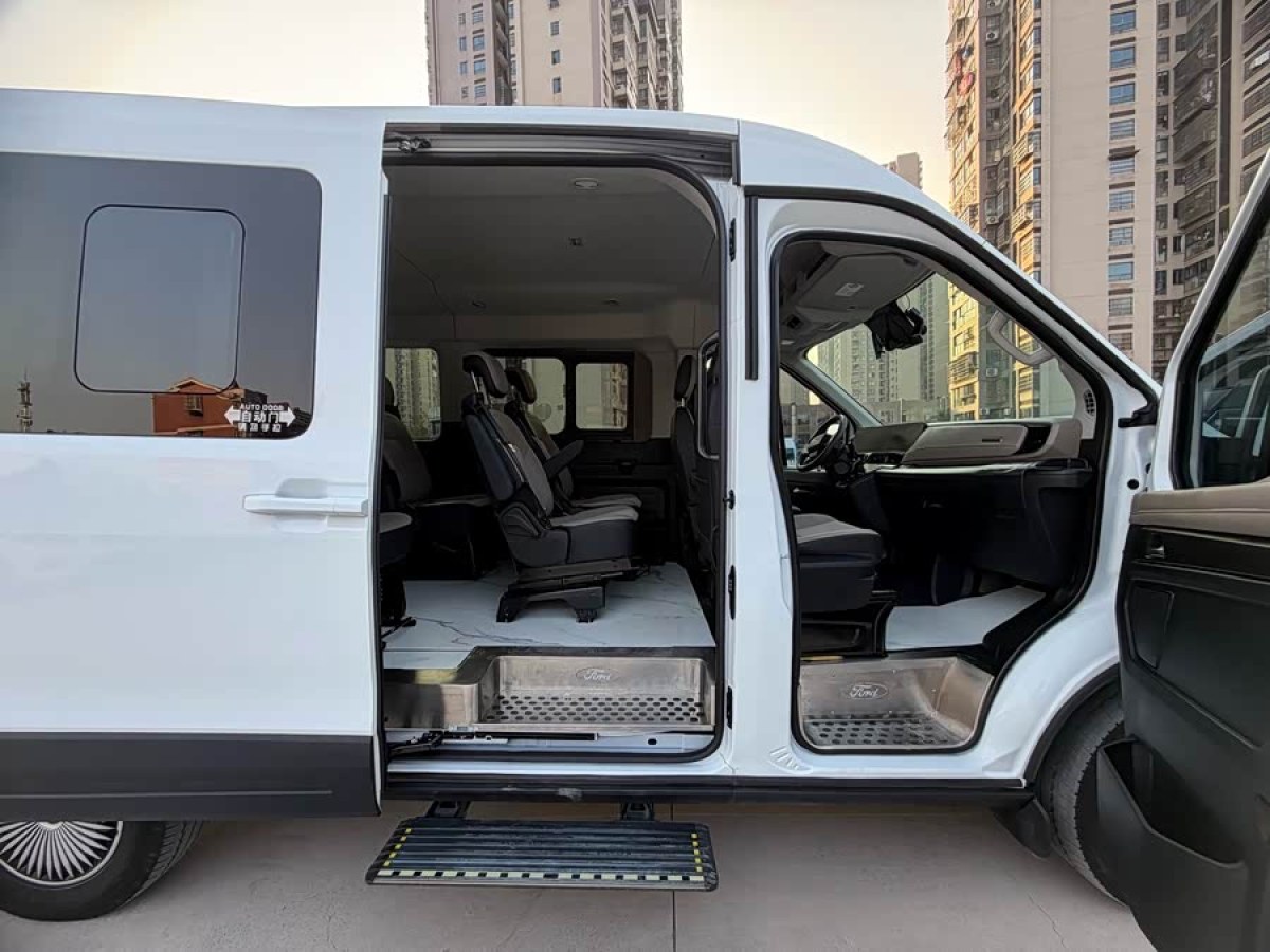 Ford Transit T8 2024 car image #5