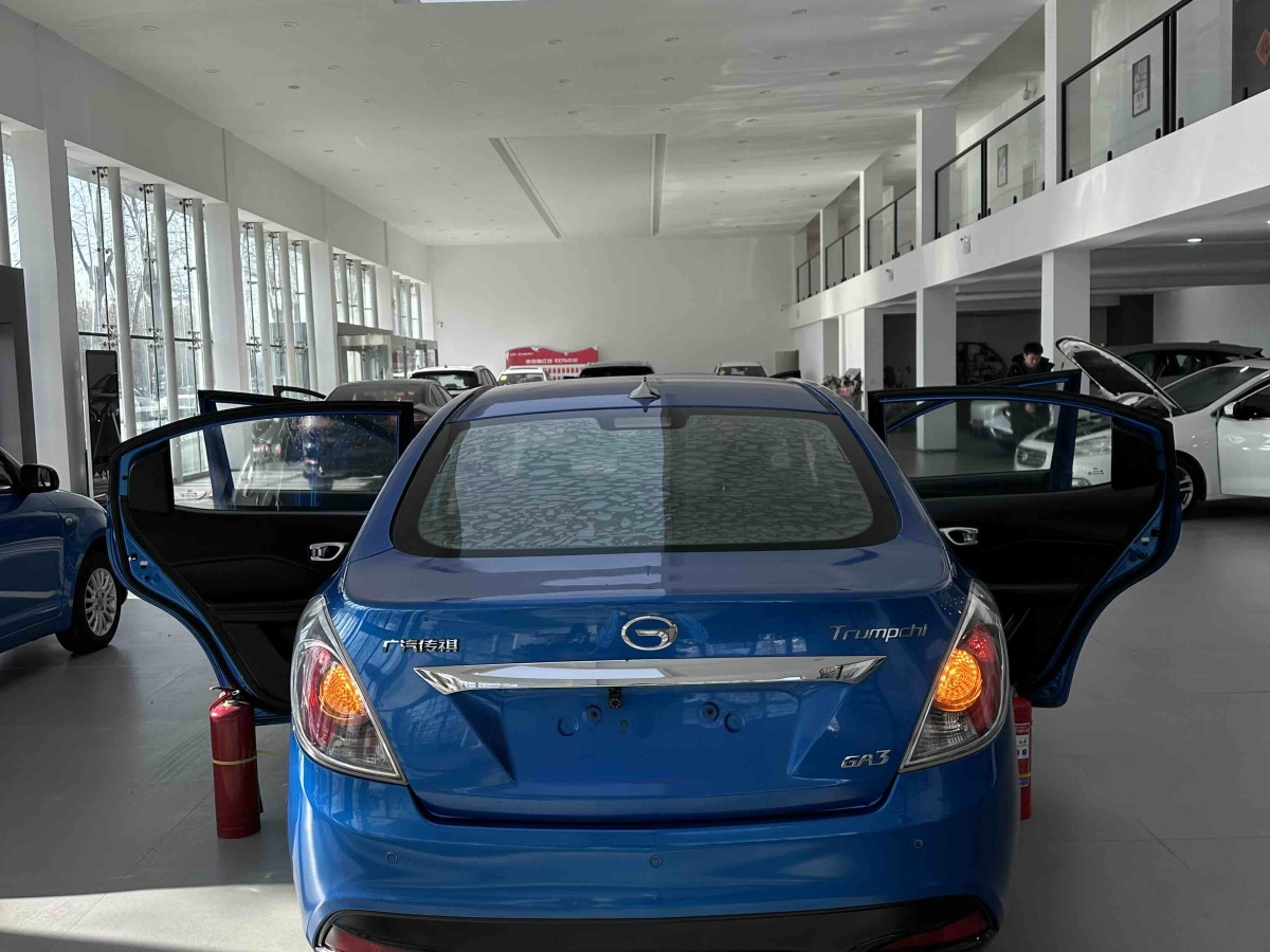 GAC Trumpchi GA3 2013 #5 GAC Trumpchi GA3 2013 image de voiture #5