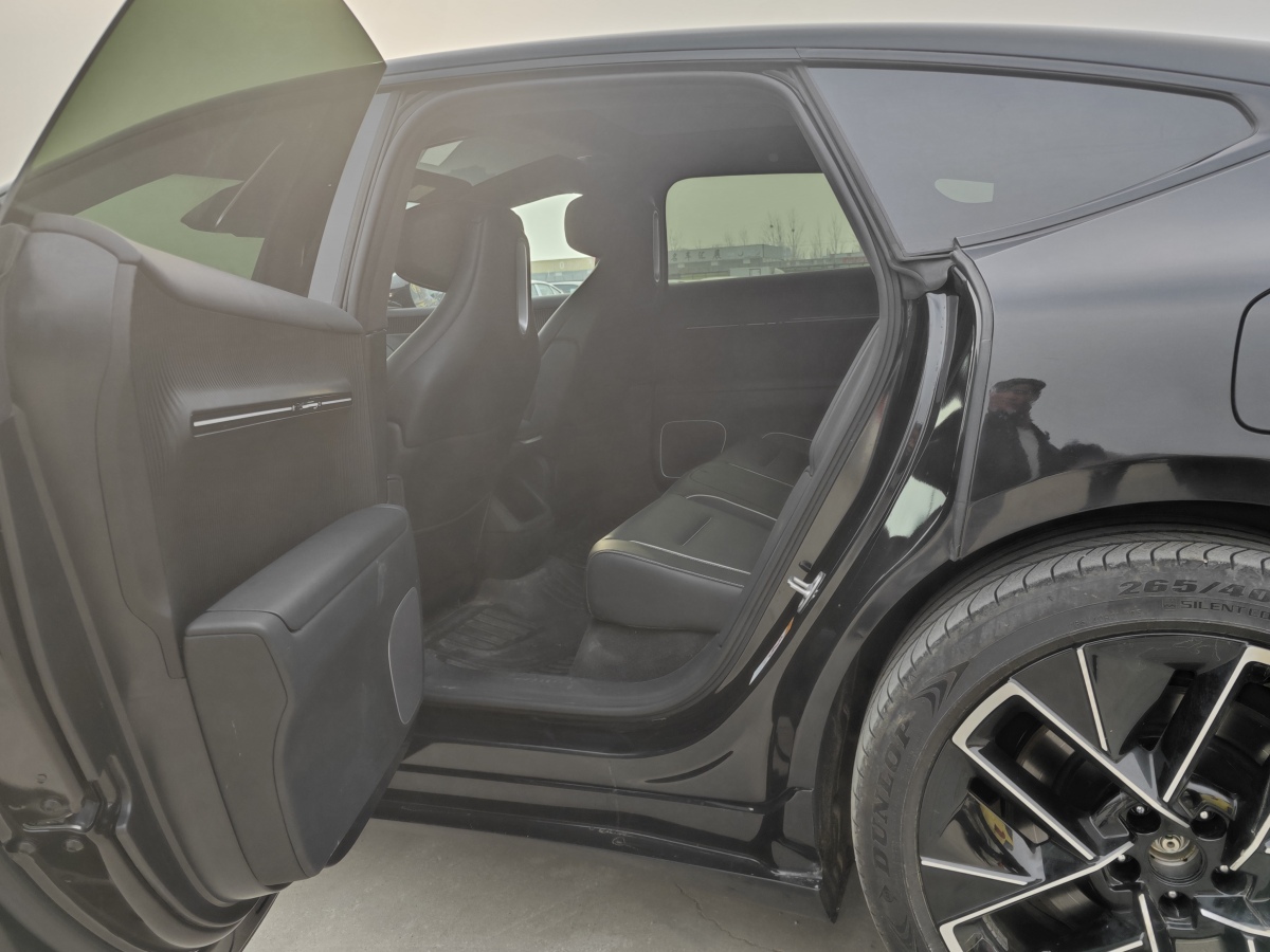 Avatr 12 2025 car image #5