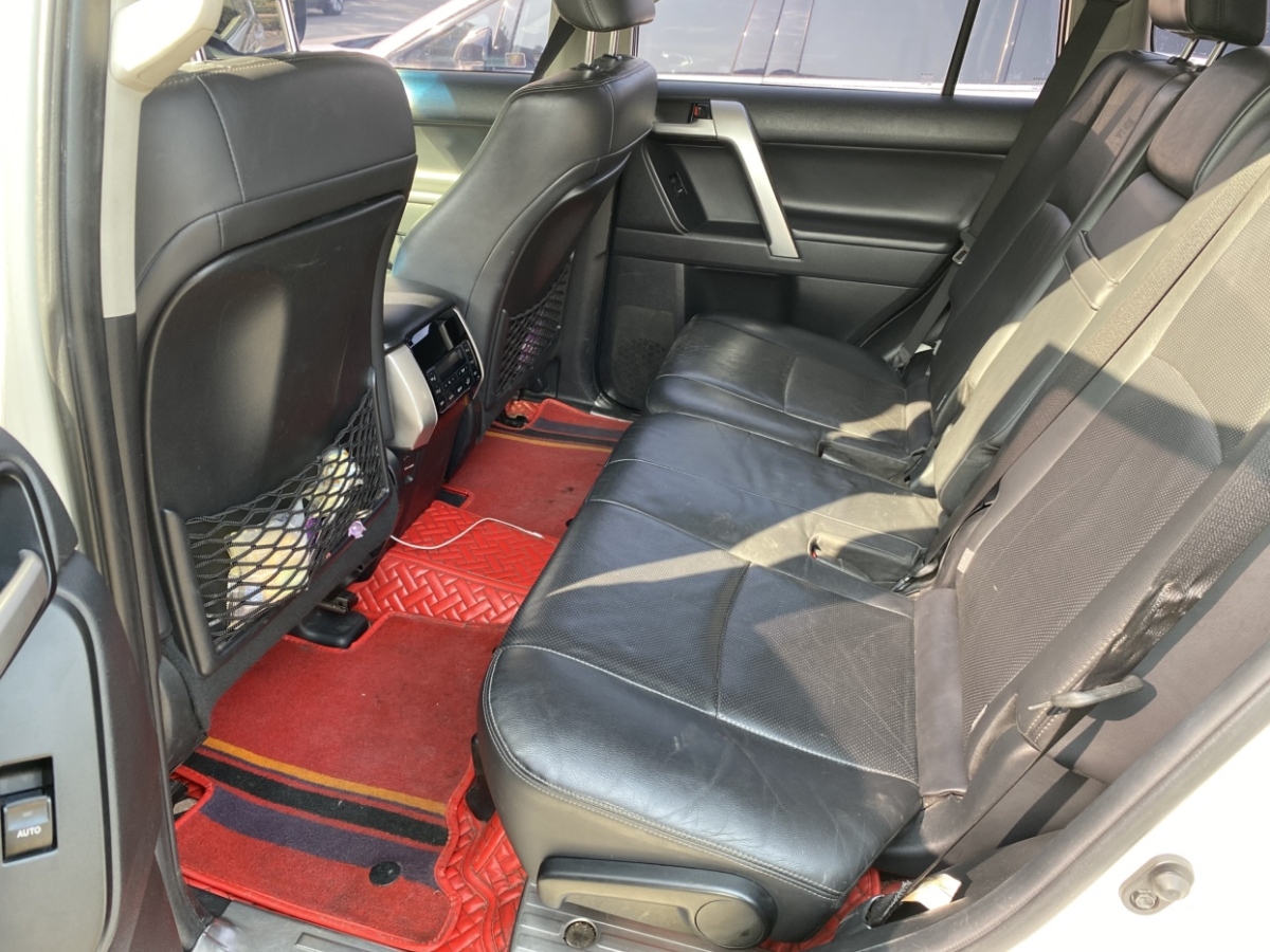 Toyota Land Cruiser Prado 2018 immagine di auto #5