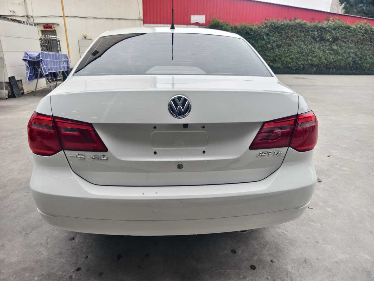 Volkswagen Jetta 2016 immagine di auto #5