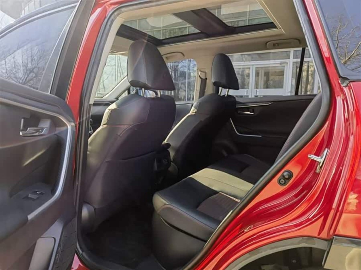 Toyota RAV4 Hybird E+ 2021 car image #5