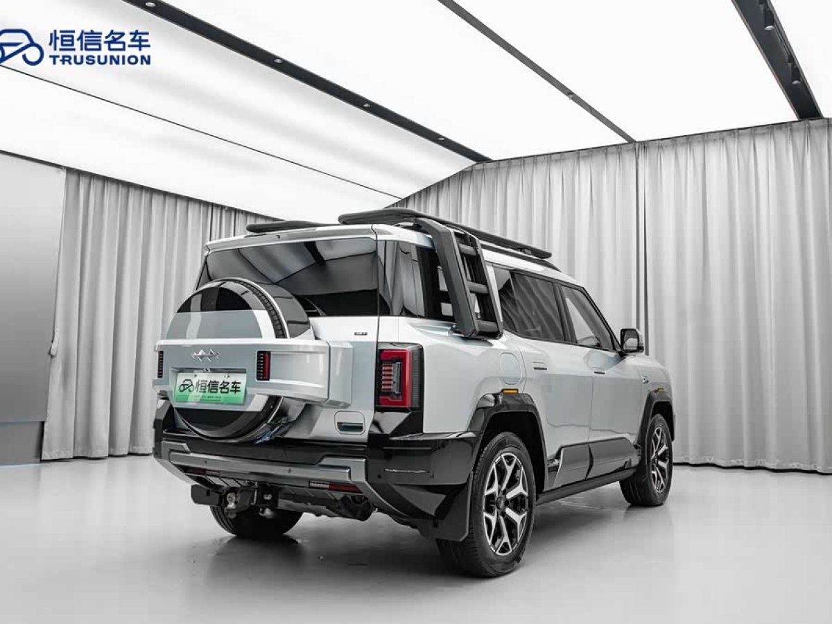 FangChengBao Leopard 8 2025 car image #5