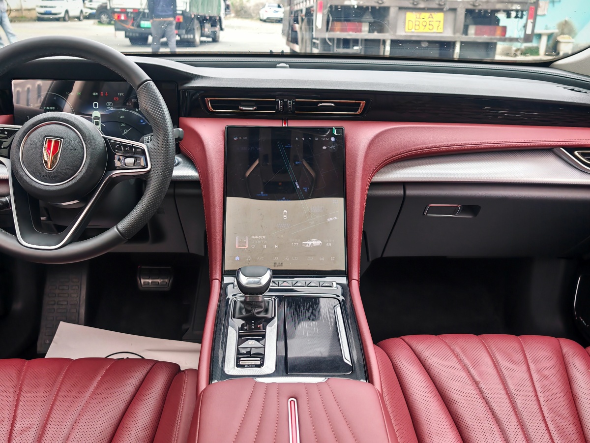 HongQi H5 2024 #5 HongQi H5 2024 car image #5