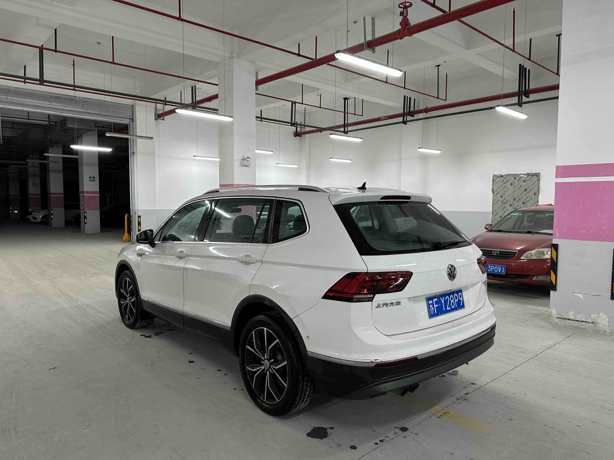 Volkswagen Tiguan X 2017 car image #5