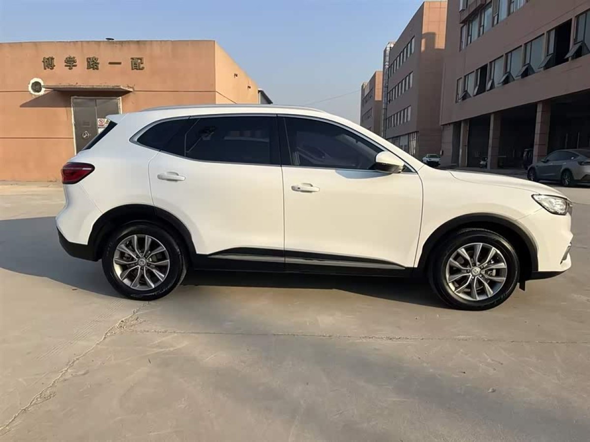 MG HS 2022 car image #5