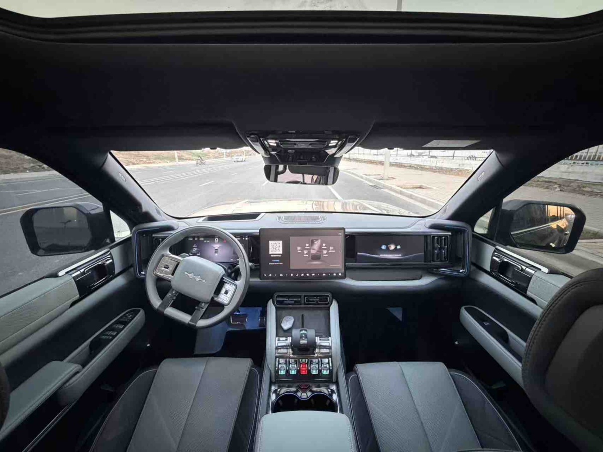 FangChengBao Leopard 5 2025 car image #5