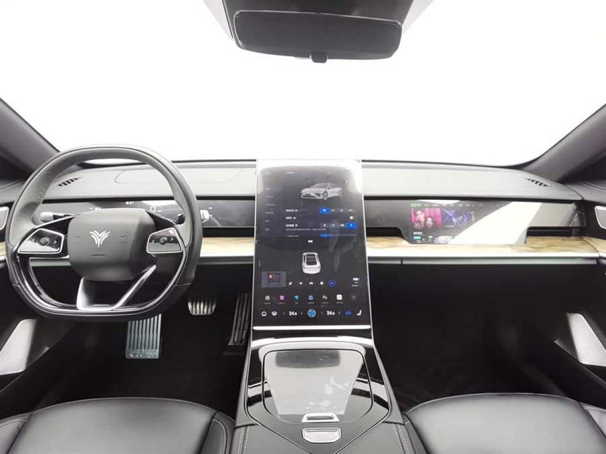 哪吒汽车 哪吒S 2023 汽车图片 #5