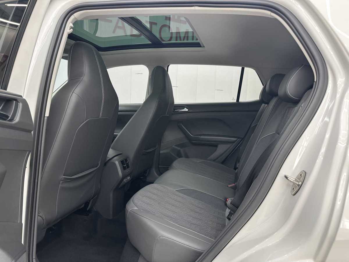 Volkswagen T-Cross 2021 #5 Volkswagen T-Cross 2021 car image #5