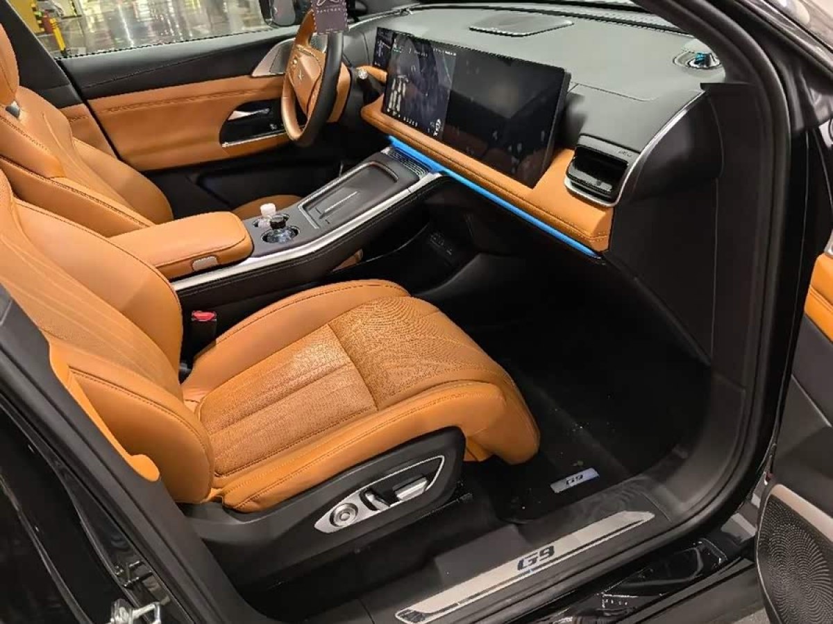 Xpeng G9 2025 #5 Xpeng G9 2025 car image #5