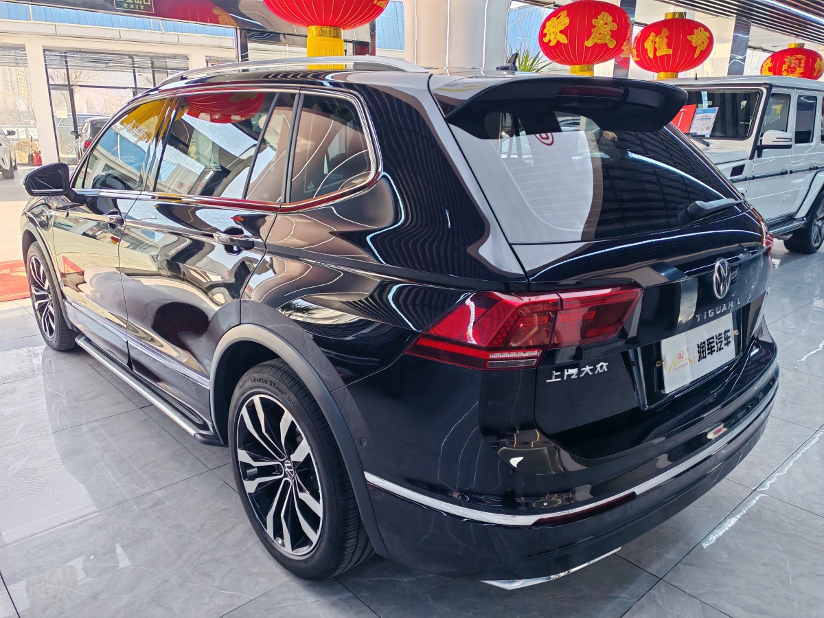 Volkswagen Tiguan L 2021 car image #5