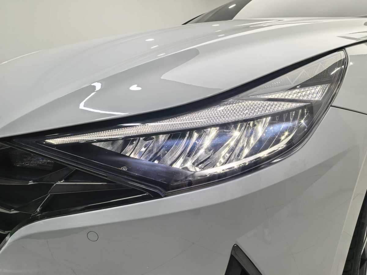 Hyundai Elantra 2023 car image #5